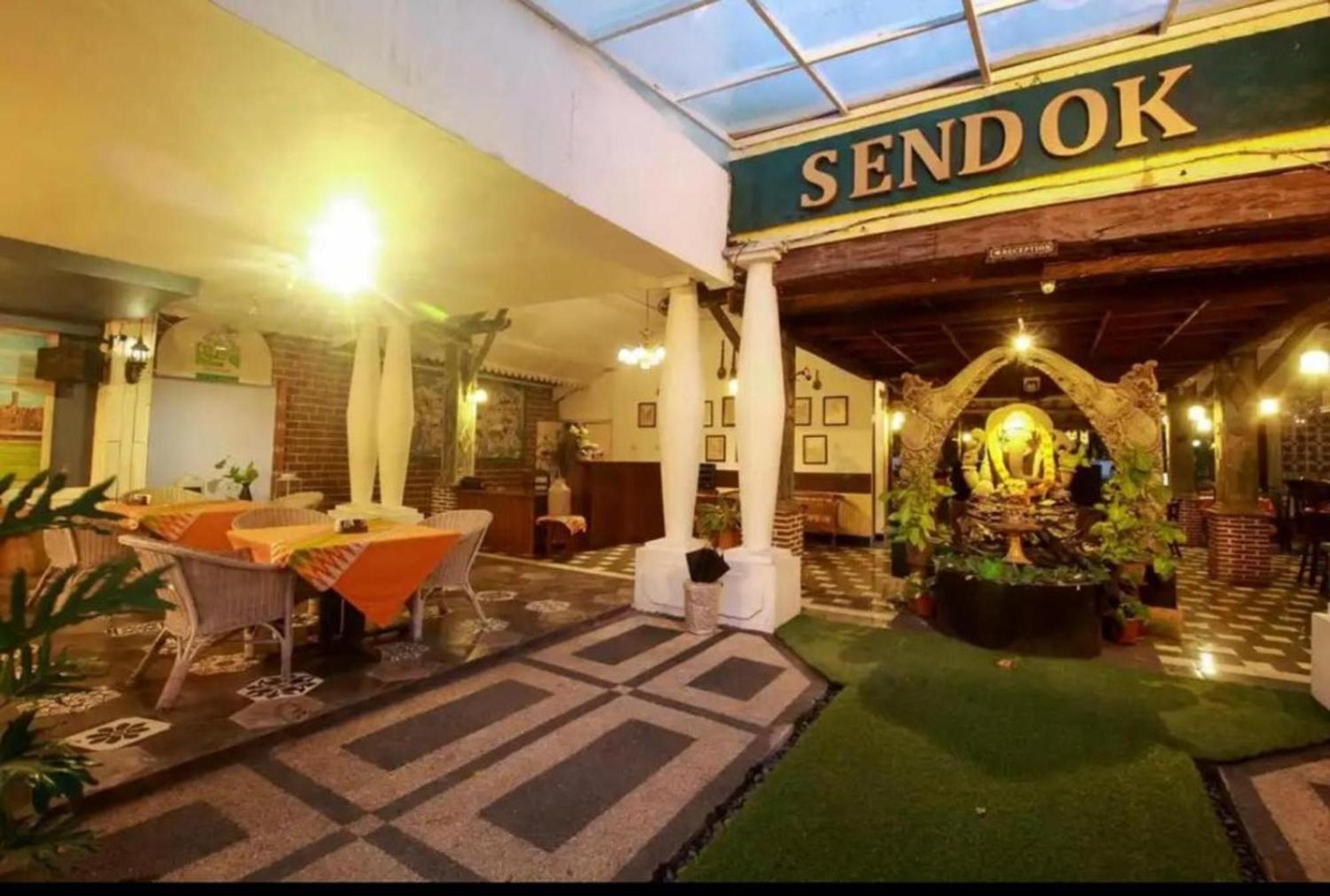 Attara Heritage Senggigi Εξωτερικό φωτογραφία